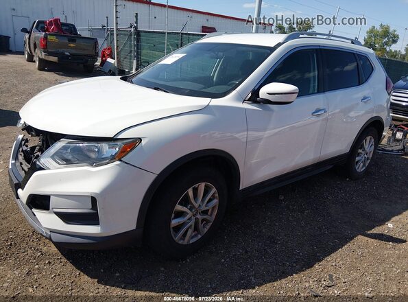5N1AT2MV8JC780807 2018 NISSAN ROGUE Белый Передняя левая четверть