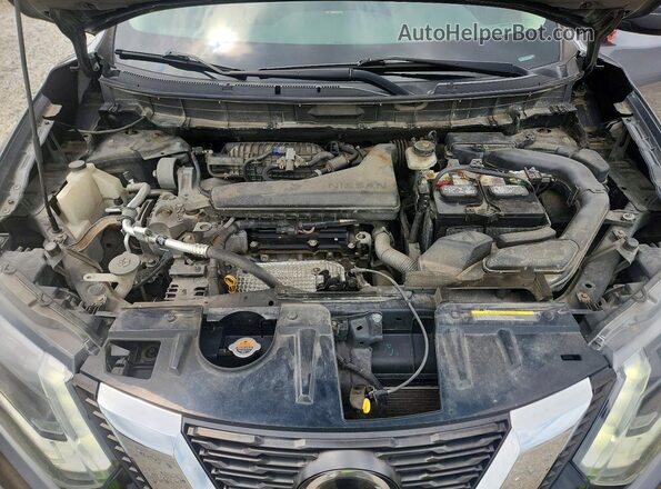 5N1AT2MV8JC825812 2018 NISSAN ROGUE Gray Widok komory silnika