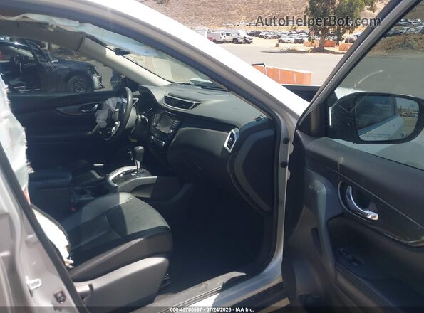 5N1AT2MV9GC778735 2016 NISSAN ROGUE Silver Vista interior delantera