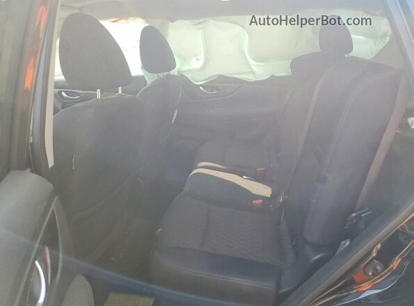 5N1AT2MV9HC762214 2017 NISSAN ROGUE Black Вид задньої частини салону