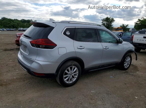 5N1AT2MV9JC700608 2018 NISSAN ROGUE Silver Задня права чверть
