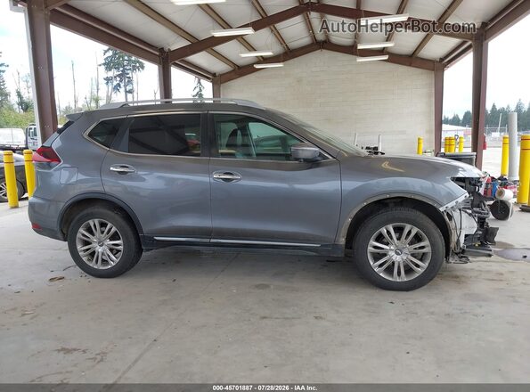 5N1AT2MV9JC785806 2018 NISSAN ROGUE Gray Widok wnętrza 360 stopni