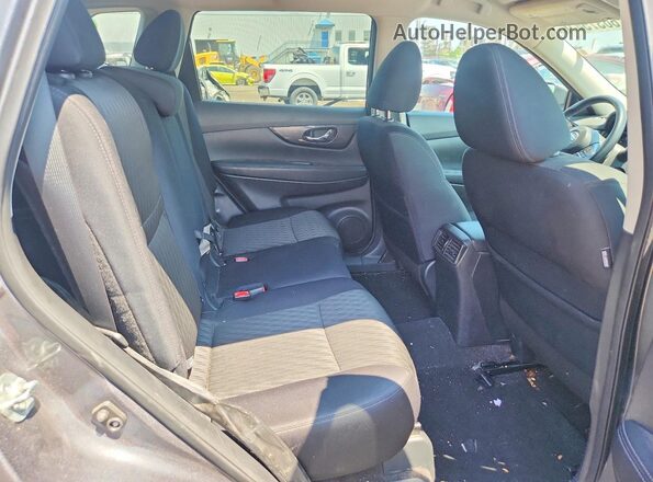 5N1AT2MV9JC821090 2018 NISSAN ROGUE Charcoal Հետևի նստատեղերի տեսք