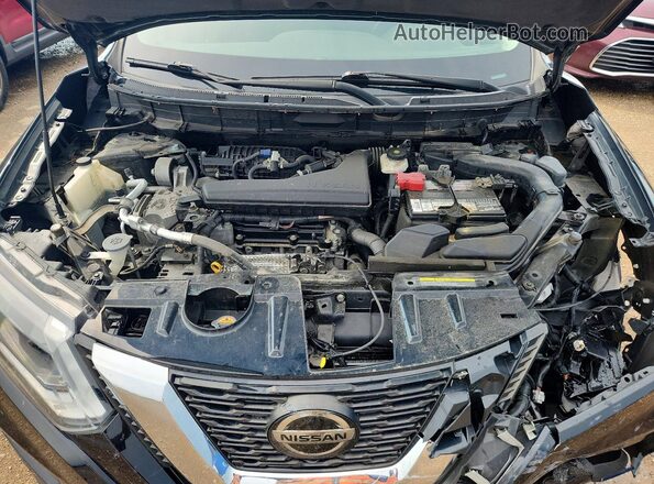5N1AT2MV9JC828024 2018 NISSAN ROGUE Черный Вид задней части салона