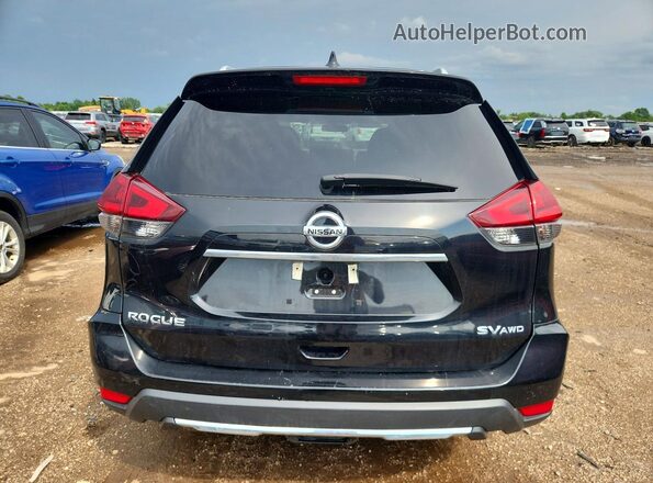 5N1AT2MV9JC828024 2018 NISSAN ROGUE Черный Вид сзади