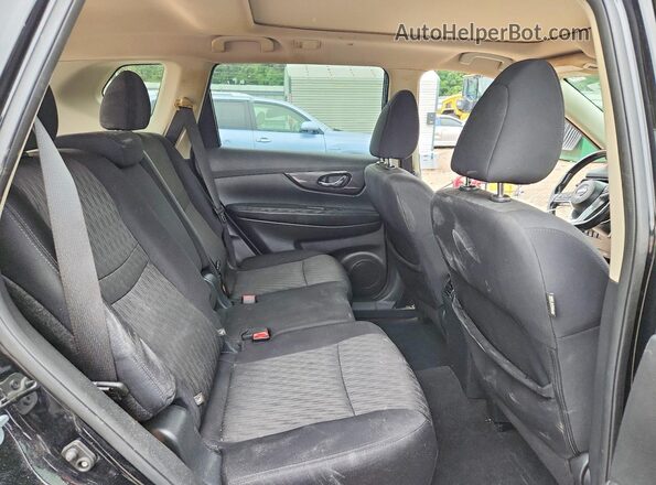 5N1AT2MV9JC832655 2018 NISSAN ROGUE Black Вид задньої частини салону