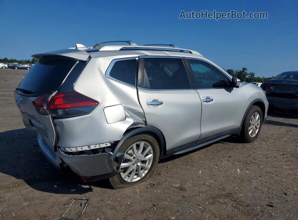 5N1AT2MV9JC838598 2018 NISSAN ROGUE Silver Задня права чверть