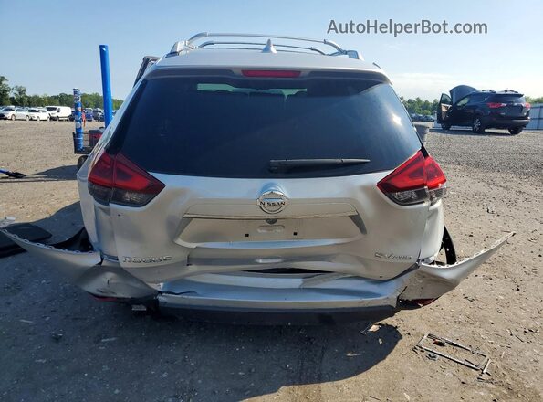 5N1AT2MV9JC838598 2018 NISSAN ROGUE Silver Вид ззаду