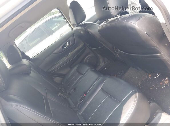 5N1AT2MV9JC847852 2018 NISSAN ROGUE Silver VIN sticker view