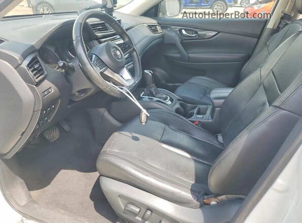 5N1AT2MV9KC840711 2019 NISSAN ROGUE White Front interior view