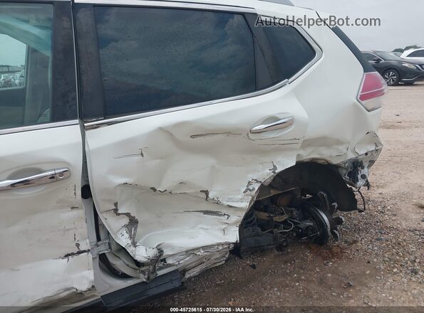 5N1AT2MVXGC848856 2016 NISSAN ROGUE White Vista frontal