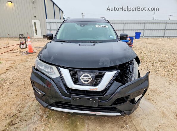 5N1AT2MVXHC790202 2017 NISSAN ROGUE Черный Вид спереди