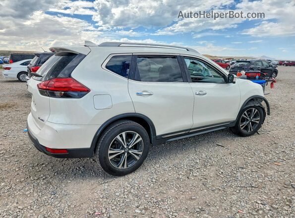 5N1AT2MVXHC847644 2017 NISSAN ROGUE White Tył prawy