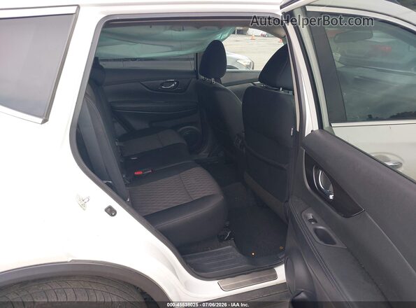 5N1AT2MVXJC744861 2018 NISSAN ROGUE White VIN կոդի պիտակի տեսք