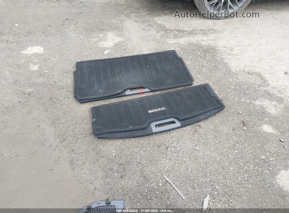 5N1AT2MVXJC744861 2018 NISSAN ROGUE White Սարքավորումների վահանակի տեսք