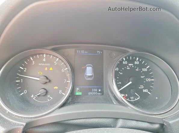 5N1AT2MVXJC795146 2018 NISSAN ROGUE Красный Вид щитка приборов