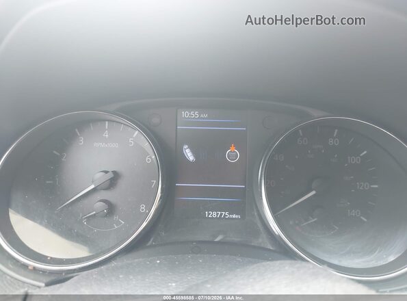 5N1AT2MVXJC838190 2018 NISSAN ROGUE Red Widok tylnych siedzeń