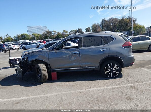 5N1AT2MVXKC803215 2019 NISSAN ROGUE Gray Вид задньої частини салону