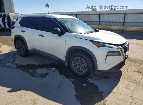 5N1AT3AA9MC703388 2021 NISSAN ROGUE White Delantero derecho