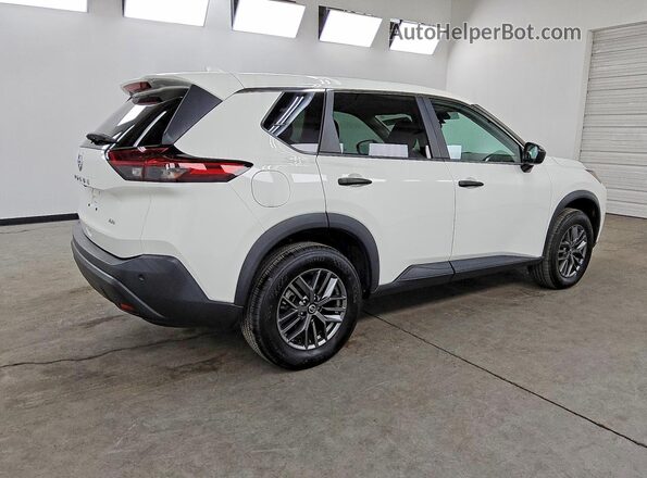5N1AT3AB0MC733016 2021 NISSAN ROGUE Белый Задняя правая четверть