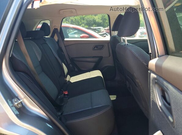 5N1AT3AB4MC690381 2021 NISSAN ROGUE Gray Vista interior trasera