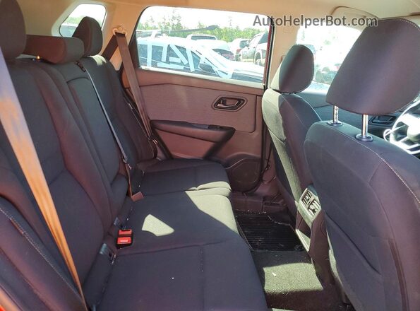 5N1AT3AB9PC859931 2023 NISSAN ROGUE Red უკანა სალონის ხედი
