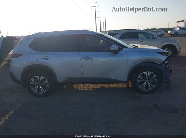 5N1AT3BA1MC720264 2021 NISSAN ROGUE Silver Սալոնի հետևի տեսք