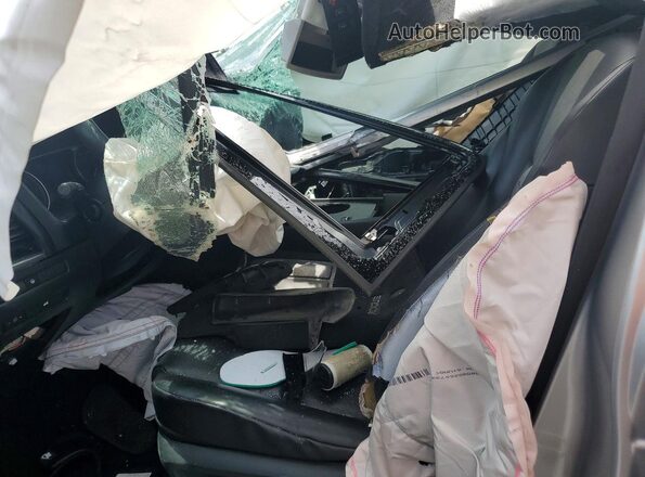 5N1AT3BA2MC673178 2021 NISSAN ROGUE Silver Вид салону спереду