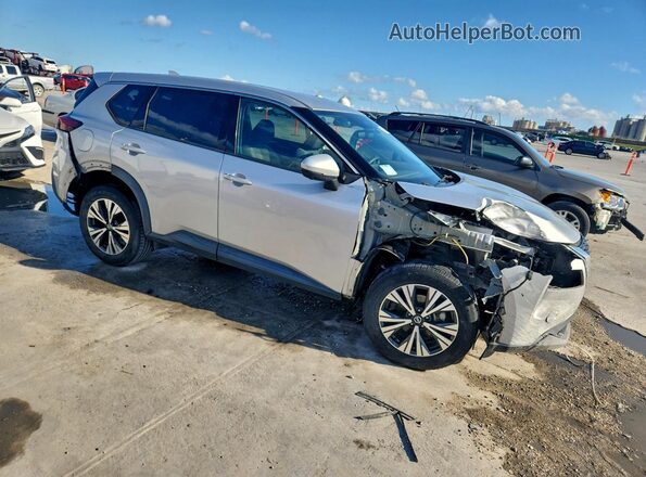 5N1AT3BA2MC725327 2021 NISSAN ROGUE Серебряный Передняя правая четверть