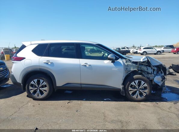 5N1AT3BA2MC841708 2021 NISSAN ROGUE Silver Панорамний вид салону 360°