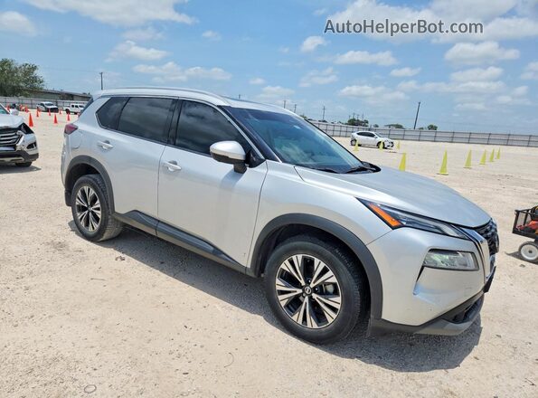 5N1AT3BA4MC810072 2021 NISSAN ROGUE Silver Front right