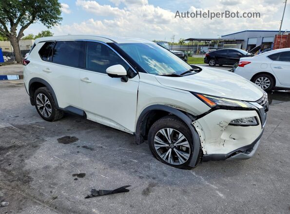 5N1AT3BA5MC846790 2021 NISSAN ROGUE White Front right
