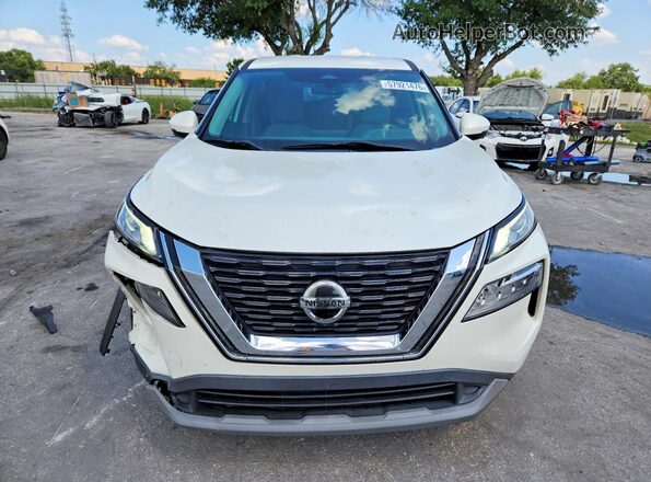 5N1AT3BA5MC846790 2021 NISSAN ROGUE White Front view