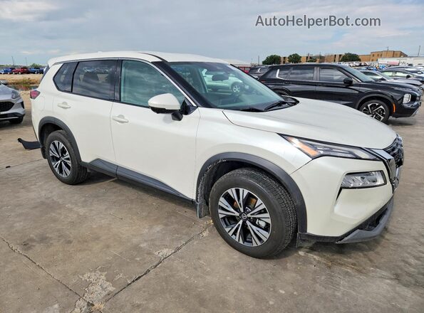 5N1AT3BA6MC819937 2021 NISSAN ROGUE White Front right