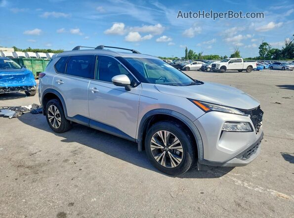 5N1AT3BA9MC803439 2021 NISSAN ROGUE Silver Передня права чверть