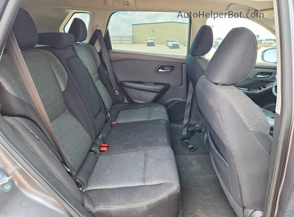 5N1AT3BAXMC717623 2021 NISSAN ROGUE Gray Rear interior view