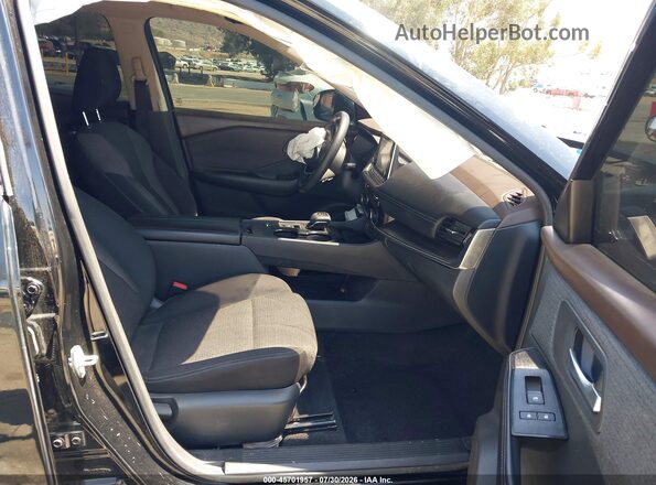5N1AT3BAXMC835381 2021 NISSAN ROGUE Black Вид салону спереду