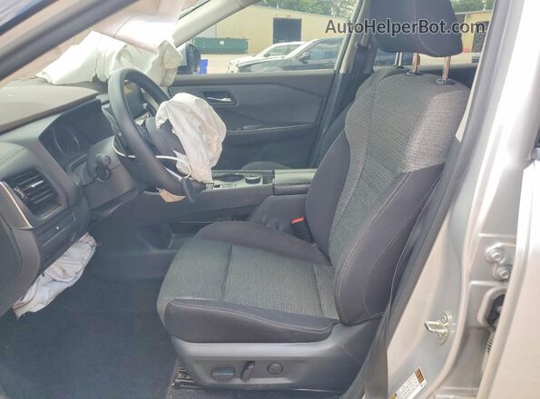 5N1AT3BB5MC676472 2021 NISSAN ROGUE Silver Front interior view