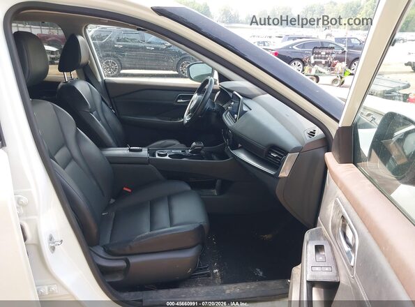5N1AT3BB7MC707544 2021 NISSAN ROGUE White Vista interior delantera