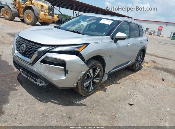 5N1AT3CA1MC673588 2021 NISSAN ROGUE Серебряный Передняя левая четверть