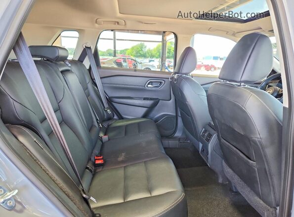 5N1AT3CA2MC828262 2021 NISSAN ROGUE Gray Rear interior view