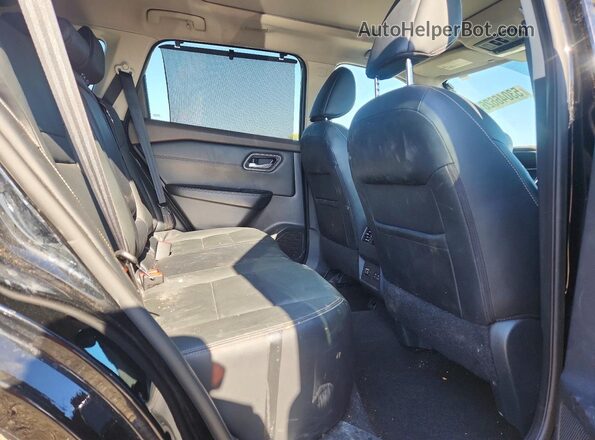 5N1AT3CA4MC766993 2021 NISSAN ROGUE Черный Вид задней части салона