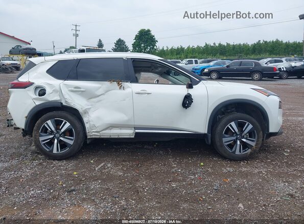 5N1AT3CB4MC680754 2021 NISSAN ROGUE Белый Вид задней части салона