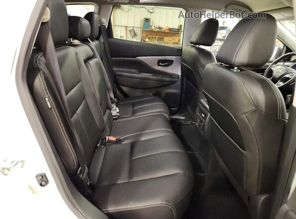 5N1AZ2BS7RC112435 2024 NISSAN MURANO White Vista interior trasera