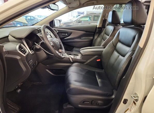 5N1AZ2BS7RC112435 2024 NISSAN MURANO White Vista interior delantera