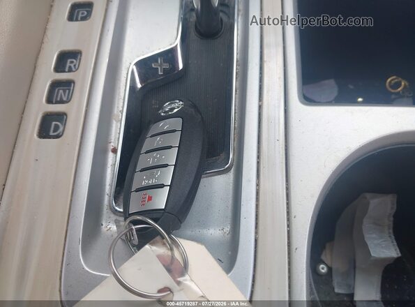 5N1AZ2MH1JN154352 2018 NISSAN MURANO White Vista del salpicadero