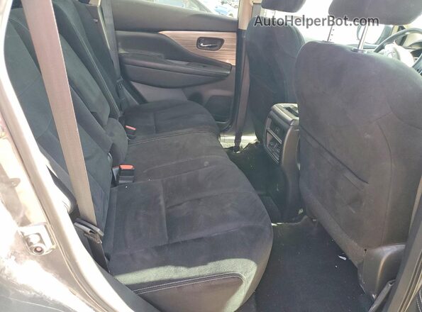 5N1AZ2MH2JN172634 2018 NISSAN MURANO Gray Rear interior view
