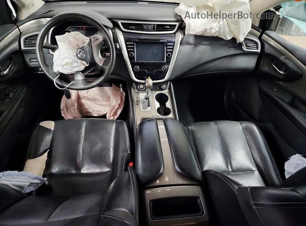 5N1AZ2MH4HN135790 2017 NISSAN MURANO Silver Widok deski rozdzielczej