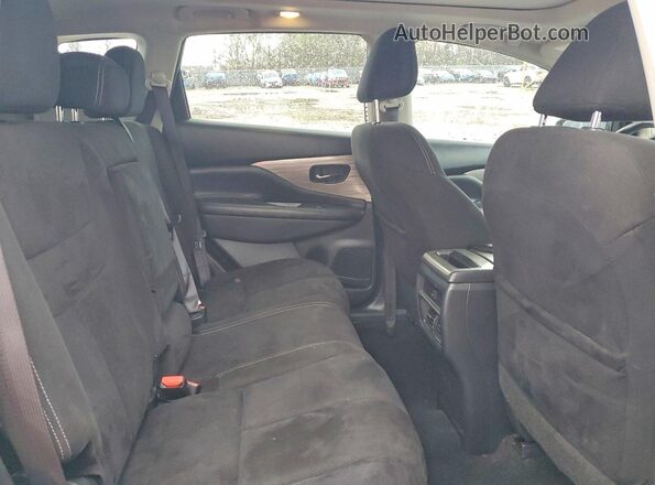 5N1AZ2MH4JN196482 2018 NISSAN MURANO White Widok wnętrza z tyłu