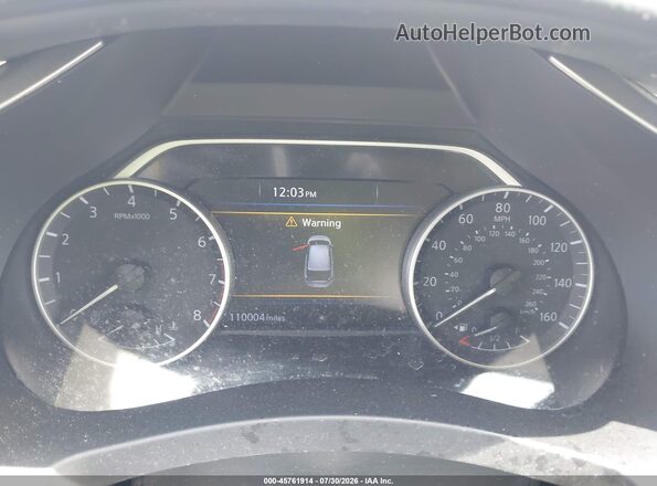 5N1AZ2MH6JN117331 2018 NISSAN MURANO Red Rear seats view